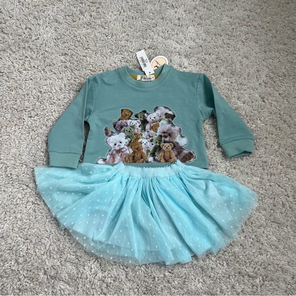 NWT. Doe A Deer Cute Bear Print Sweatshirt with Tulle Skirt